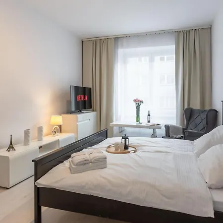 Apartment Brazowa Comfort Properunit Breslau